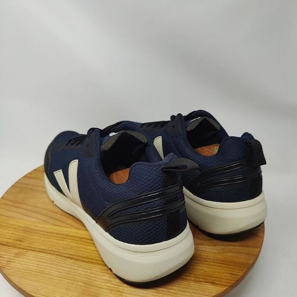 Veja Condor 2 Alveomesh Running Shoes- Mens- Size 11.5- Black White- Sneakers - Picture 11 of 12